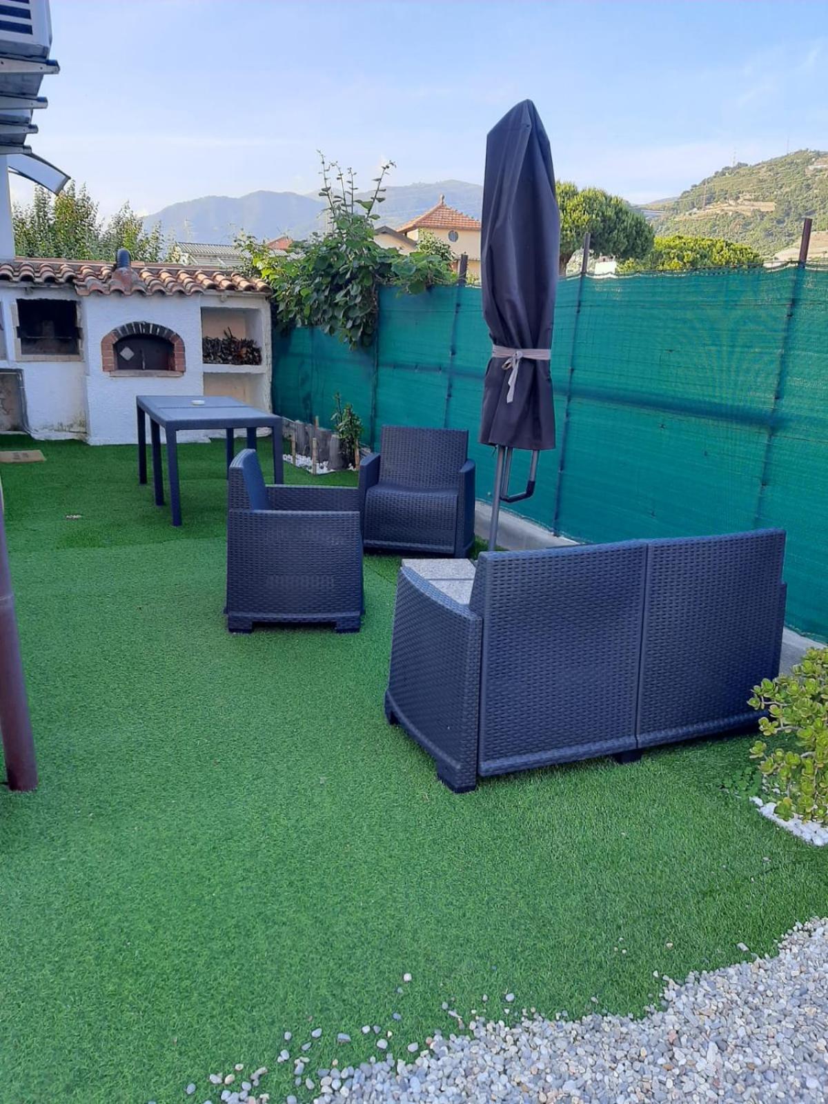 Casa Sveva, A Pochi Passi Dalle Spiagge E Dal Centro Di Arma Di Taggia. Exterior photo